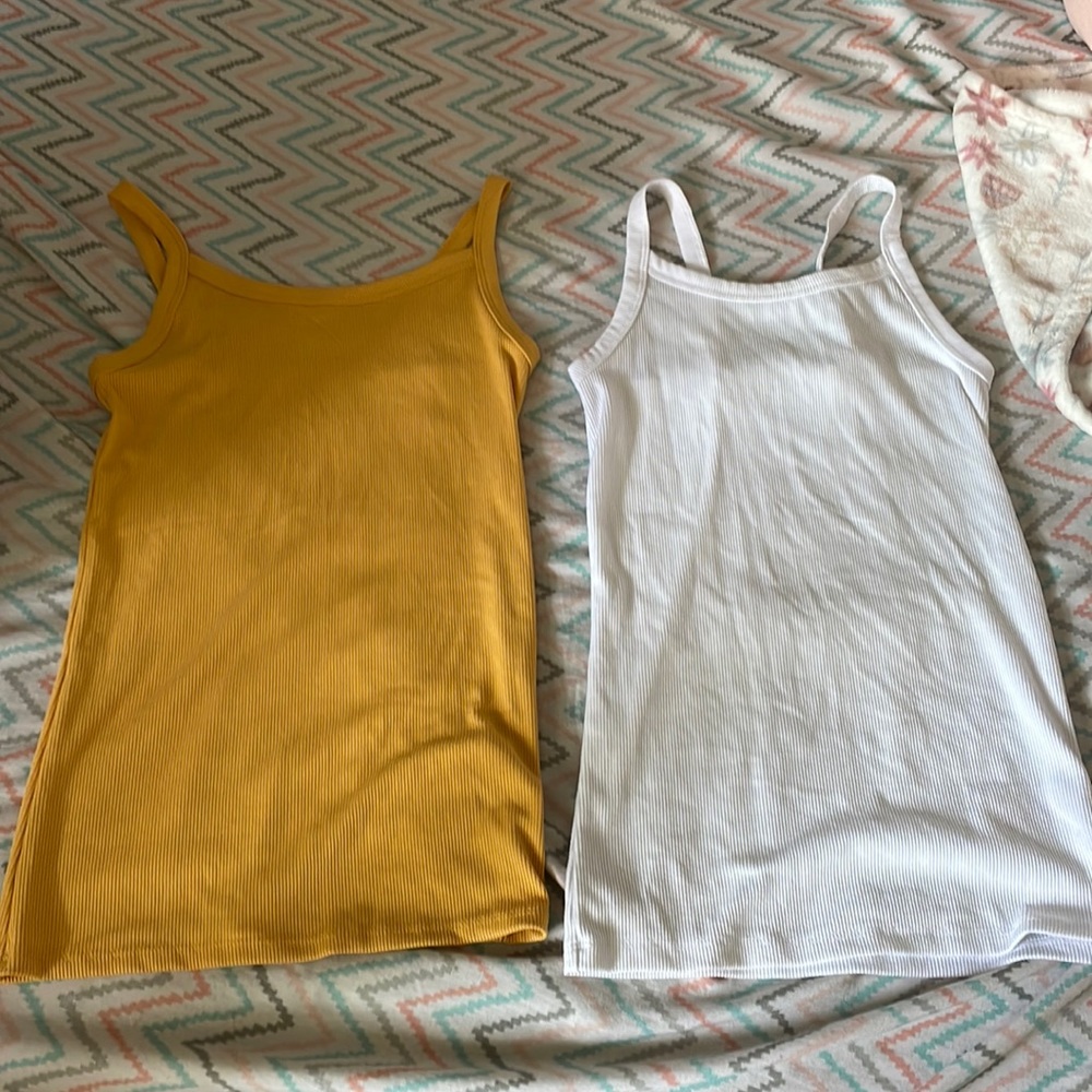 bundle of 2, ribbed soft tanktops